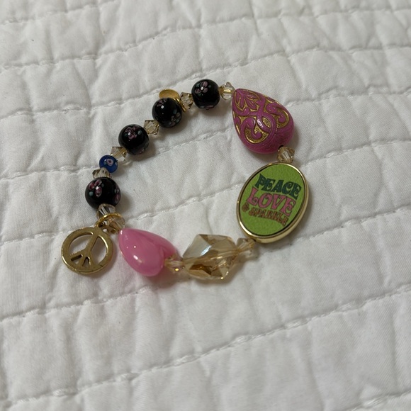 Tarina Tarantino x Hello Kitty Bracelet - Picture 2 of 2